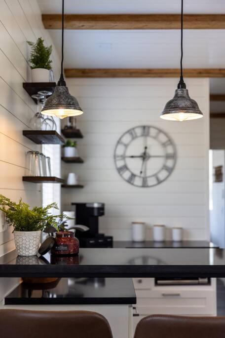 New! The Texas Longhorn-Luxury Container Home Fredericksburg Zewnętrze zdjęcie